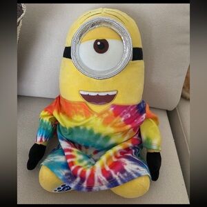 Build a Bear Despicable Me 13" Minion Stuart w/ Tie Dye Shirt Plush Stuffed Toy